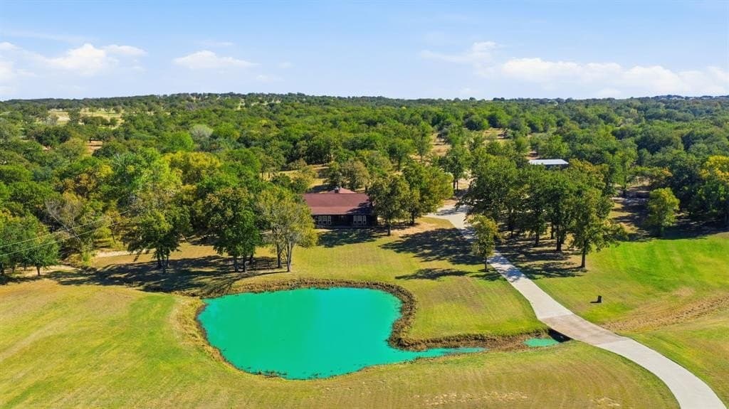 160 Falcon Drive