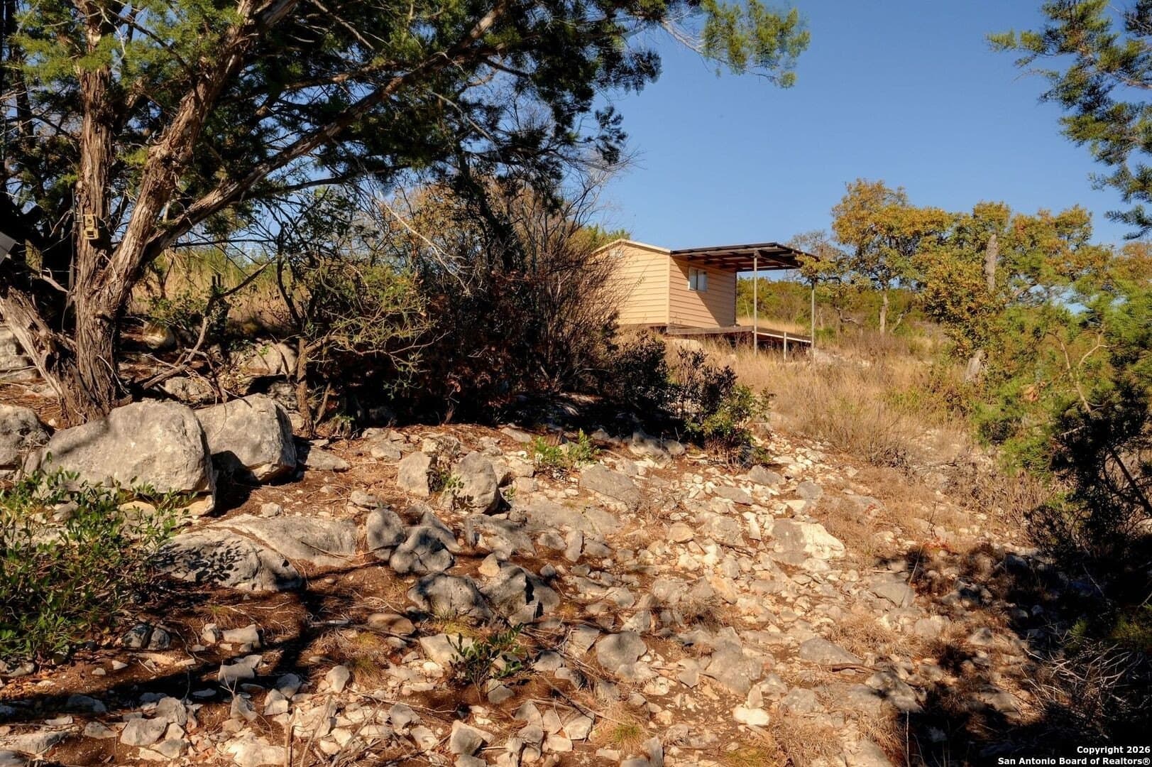 10.37 acres in Real County - photo 13