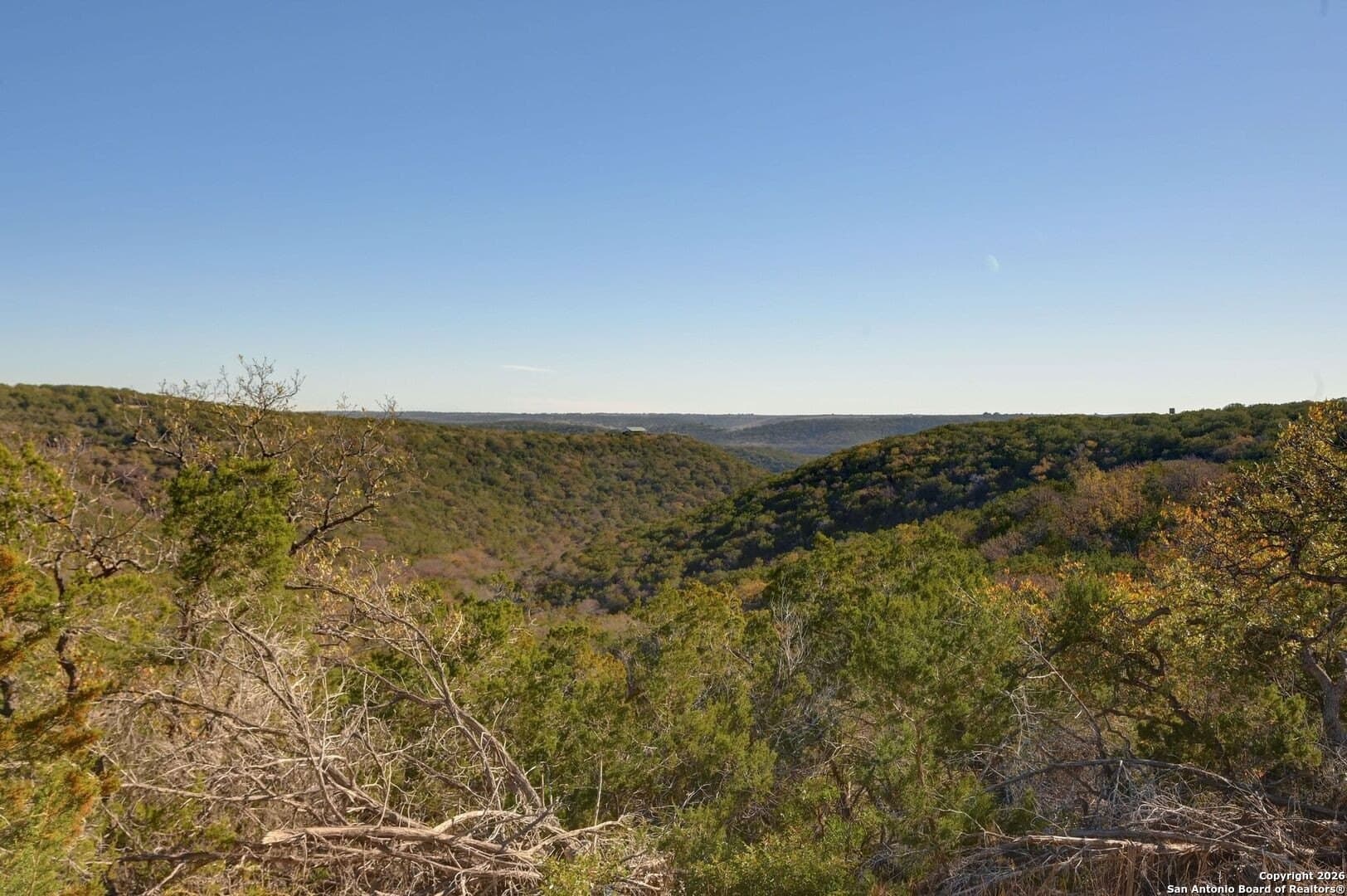 10.37 acres in Real County - photo 7