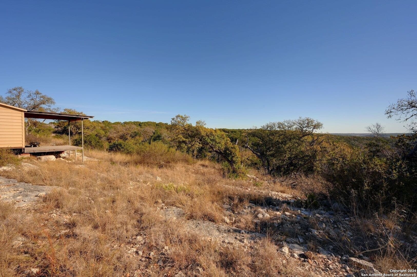 10.37 acres in Real County - photo 6