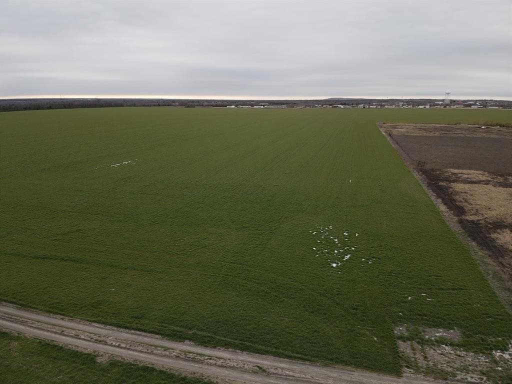 30.06 acres in Ellis County - photo 2