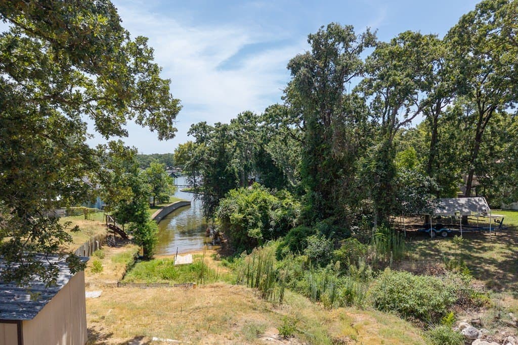 0.25 acres in Henderson County - photo 21
