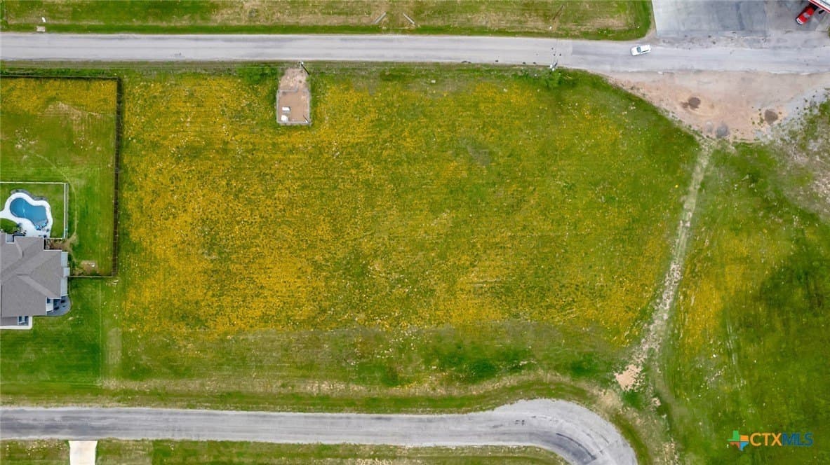 1.03 acres in Victoria County - photo 9