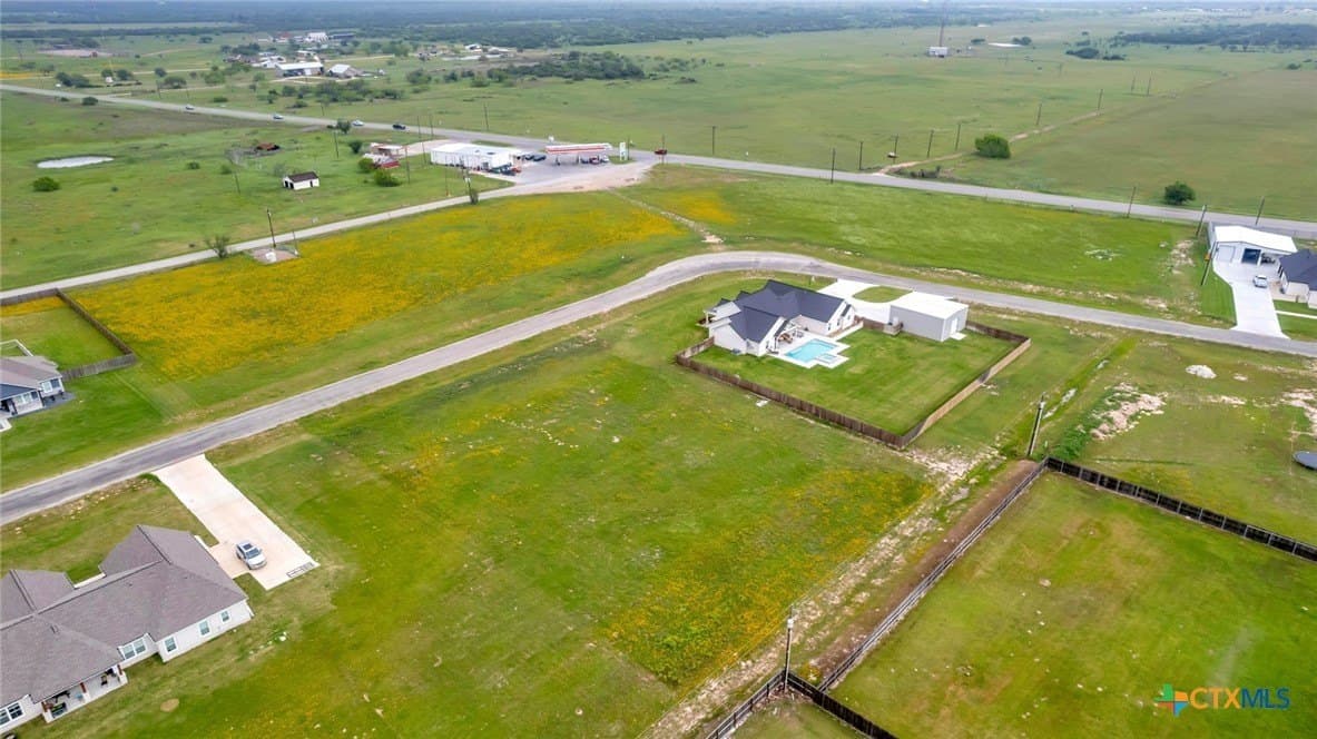 1.03 acres in Victoria County - photo 5