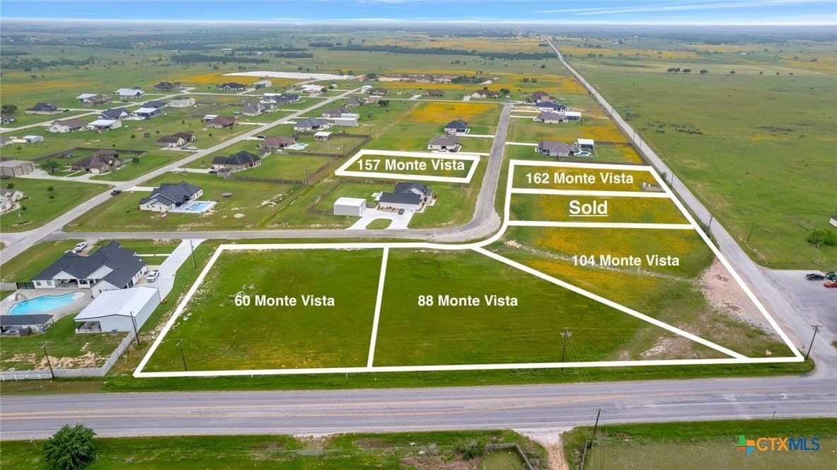 1.03 acres in Victoria County - photo 10