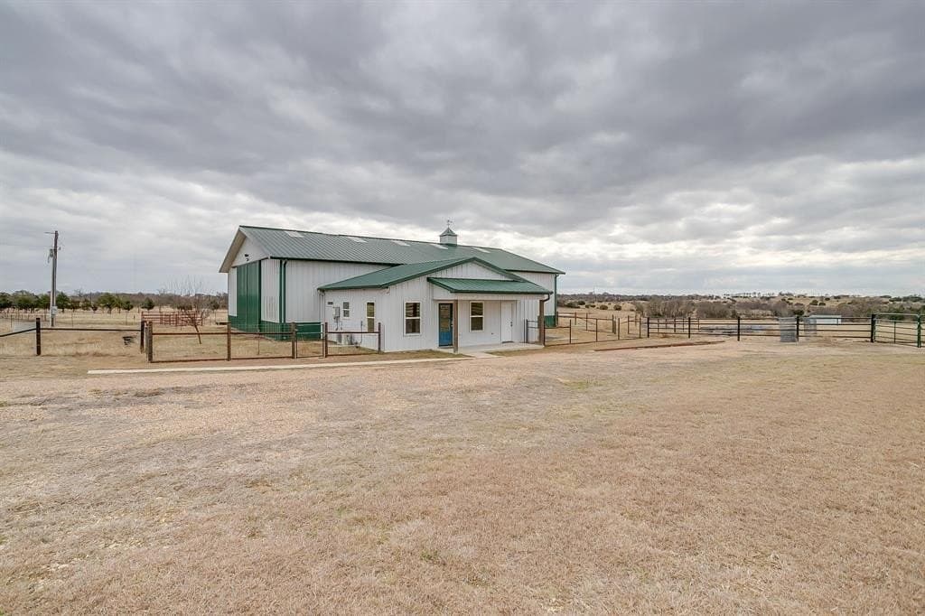 10.48 acres in McLennan County - photo 32