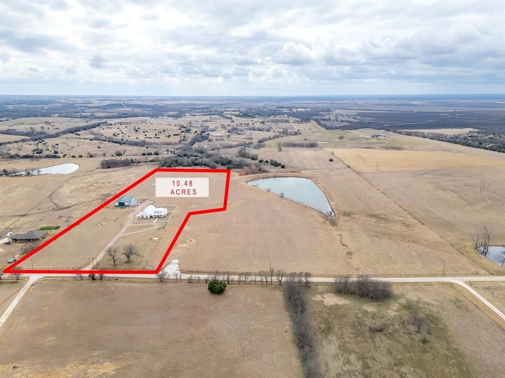 10.48 acres in McLennan County - photo 4