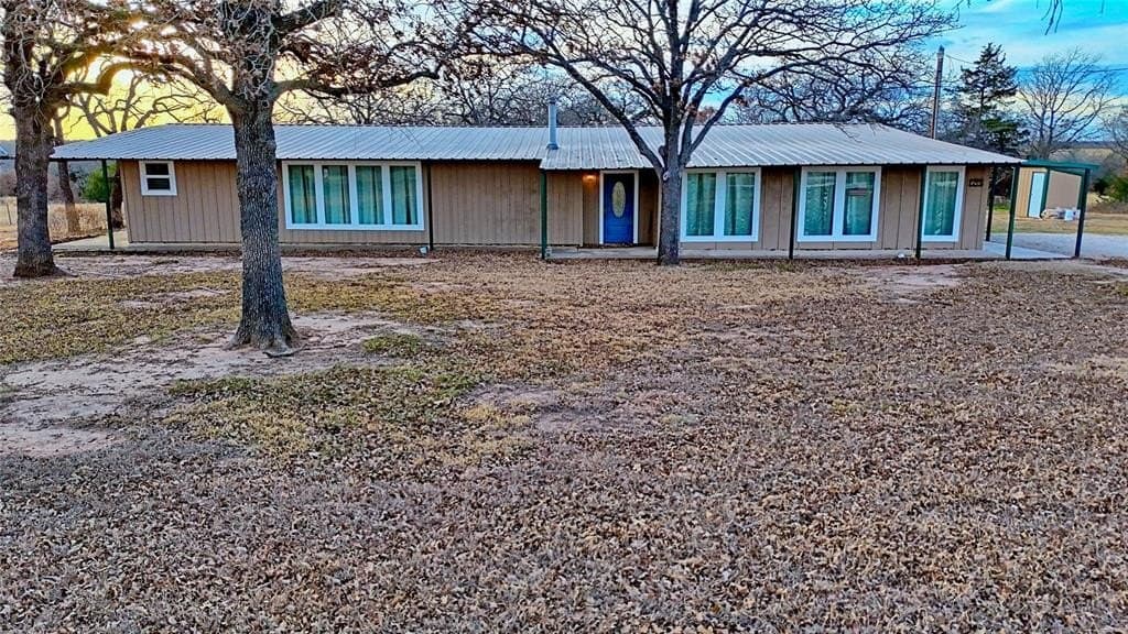 12.47 acres in Montague County - photo 8