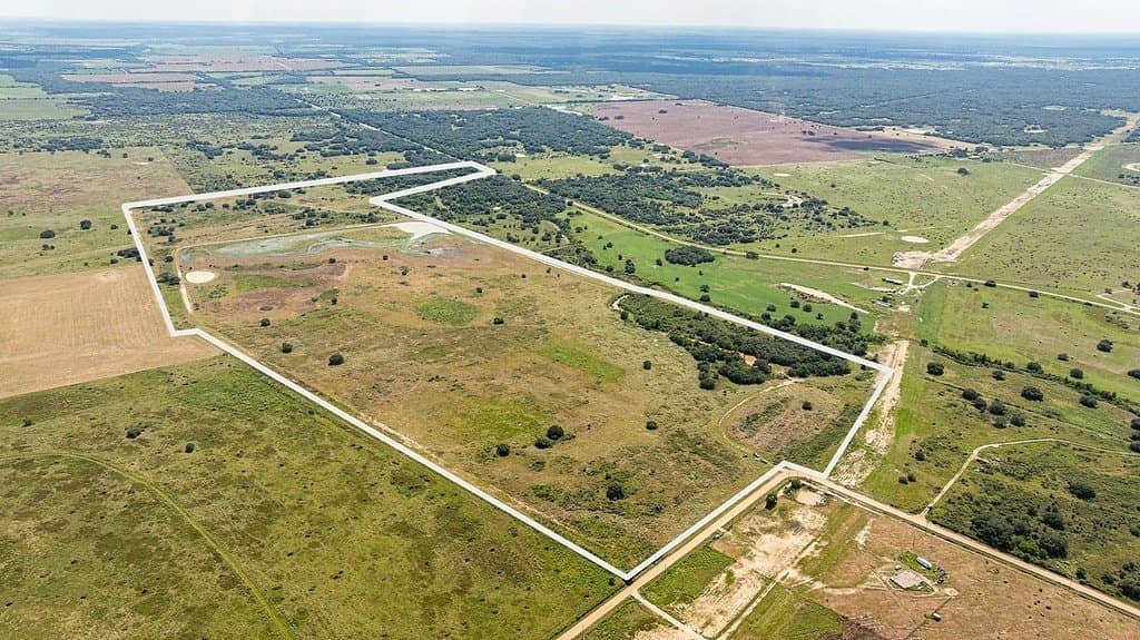 181.88 acres in Colorado County - photo 9