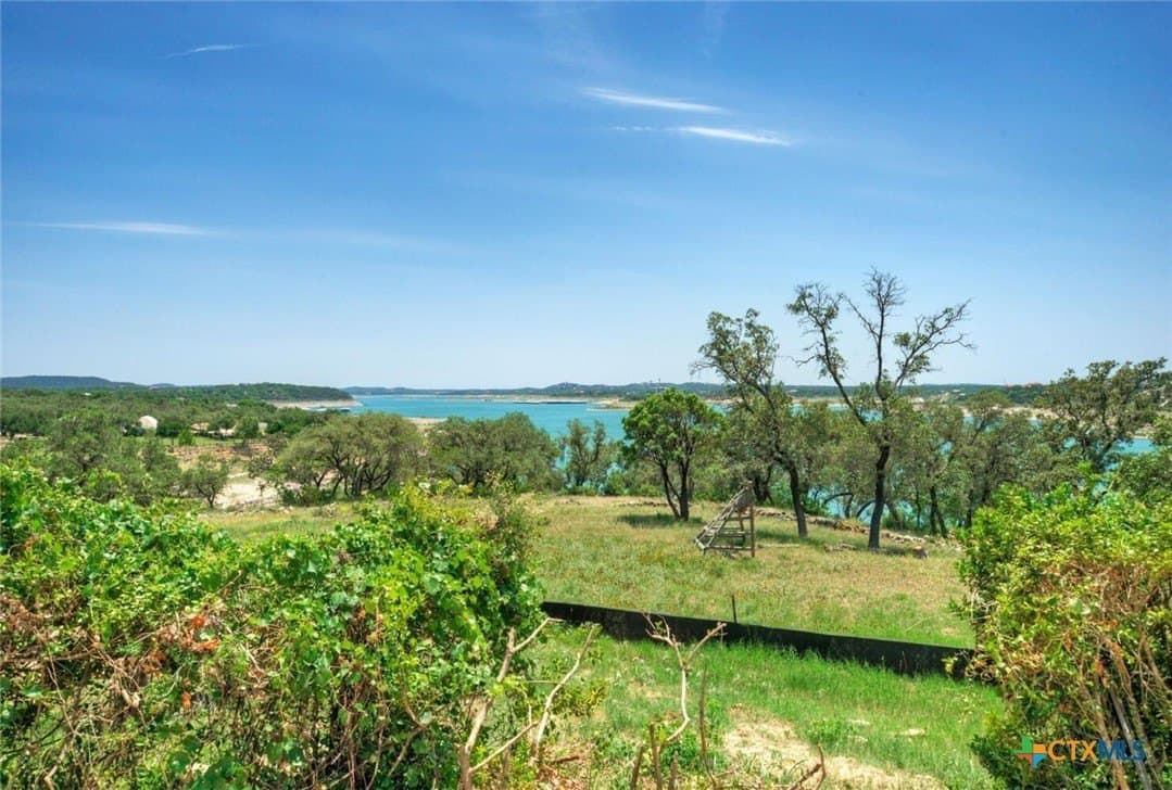 1 acres in Travis County - photo 17