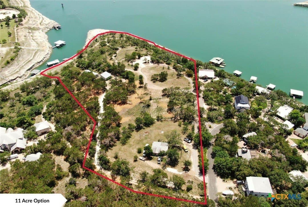 1 acres in Travis County - photo 28