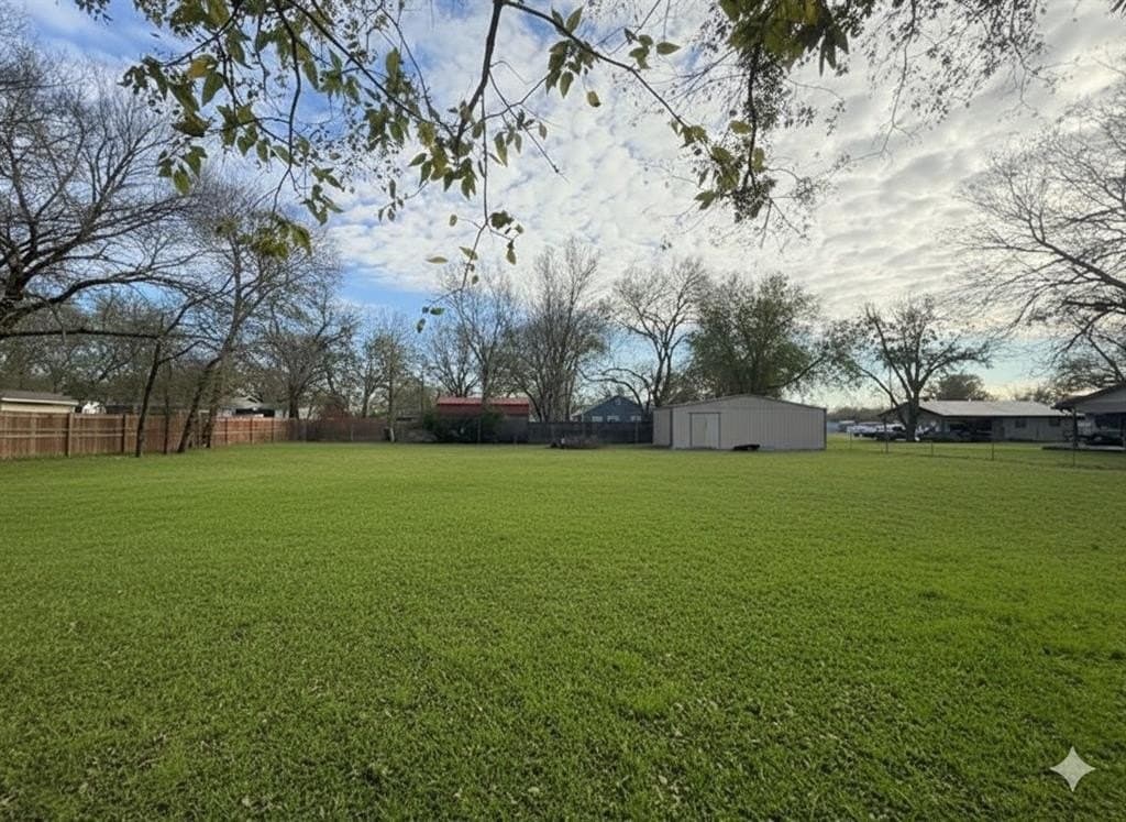 0.35 acres in Johnson County - photo 5