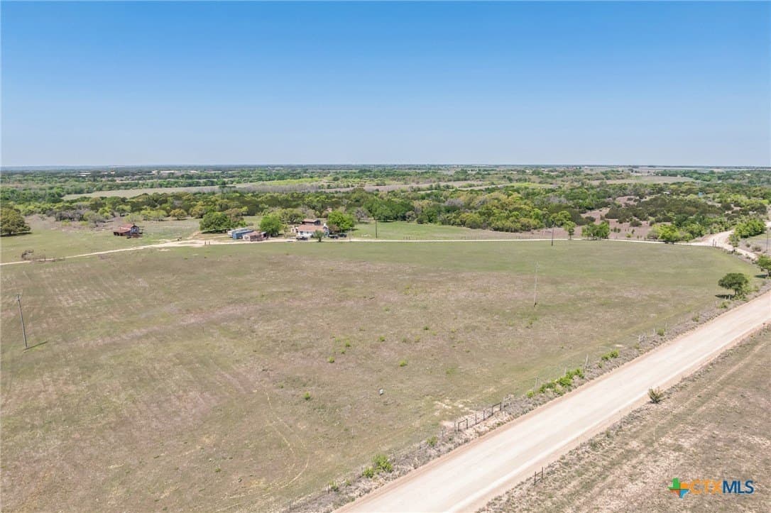 10.01 acres in Hamilton County - photo 2