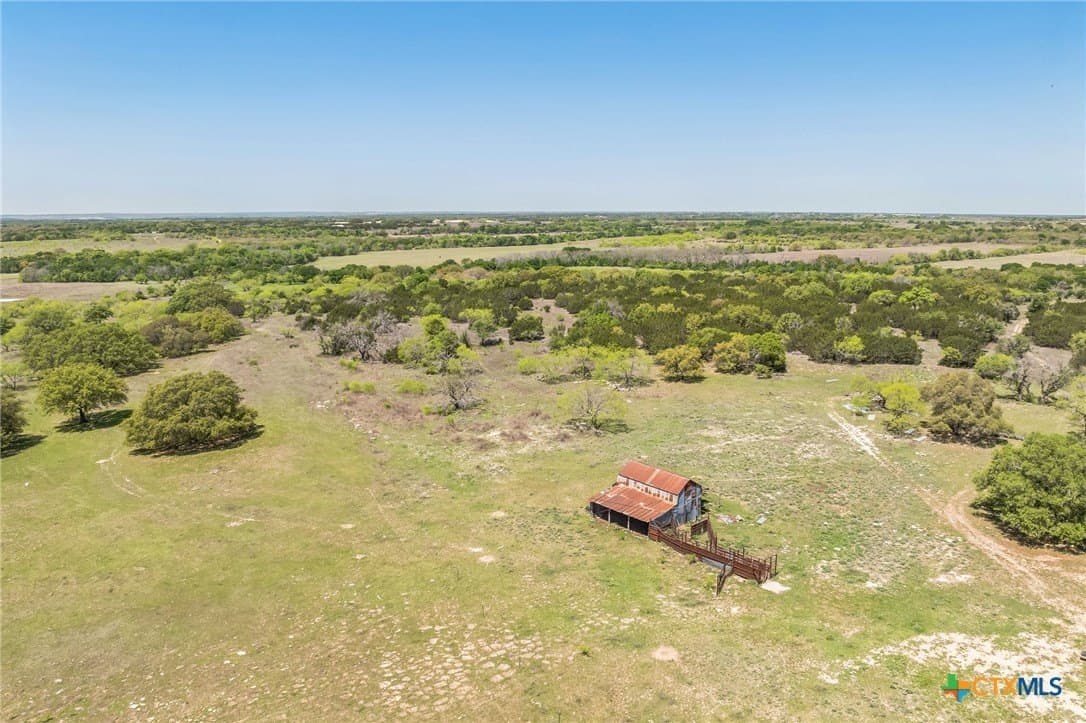 10.01 acres in Hamilton County - photo 4