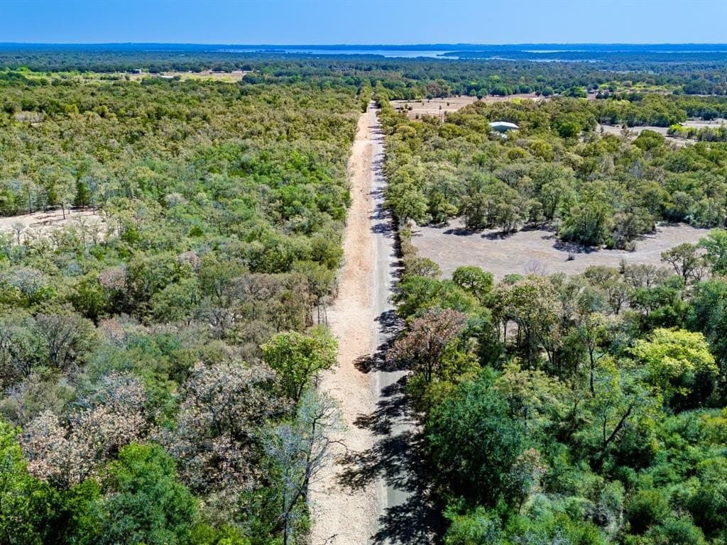 11.85 acres in Burleson County - photo 5