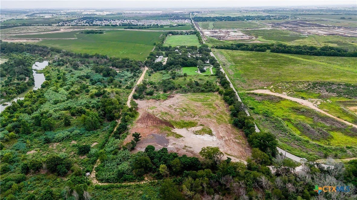 10.41 acres in Hays County - photo 6