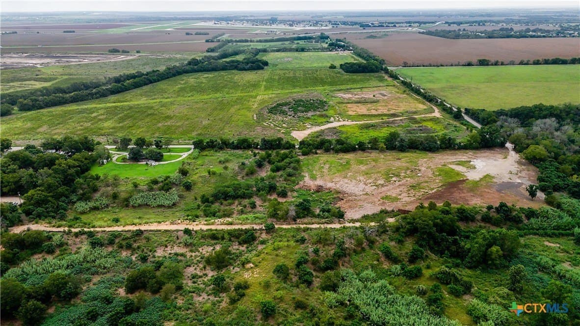 10.41 acres in Hays County - photo 4