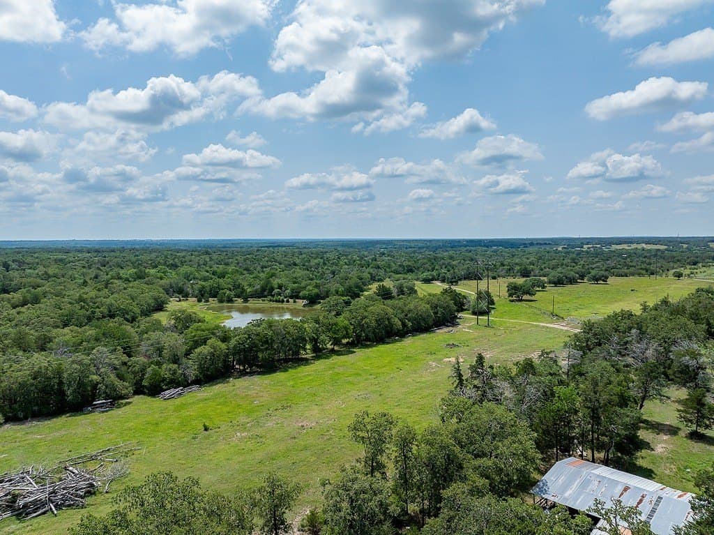 20 acres in Fayette County - photo 9