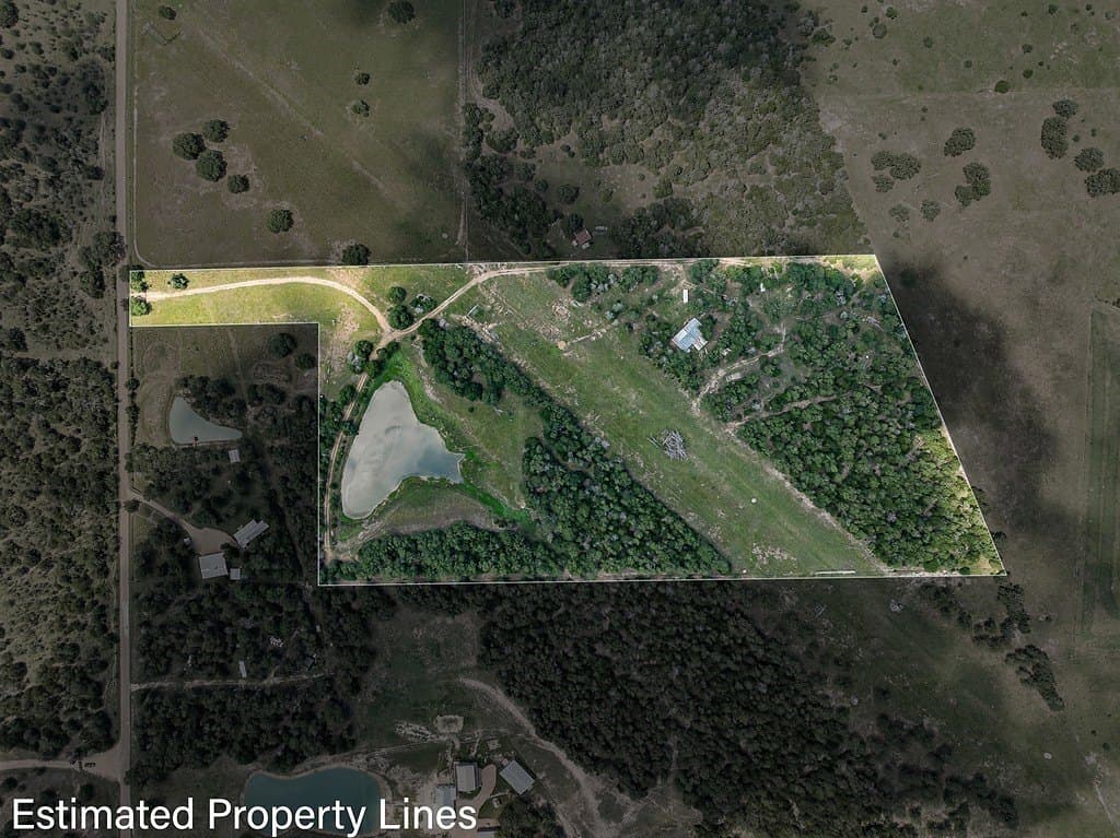 20 acres in Fayette County - photo 2