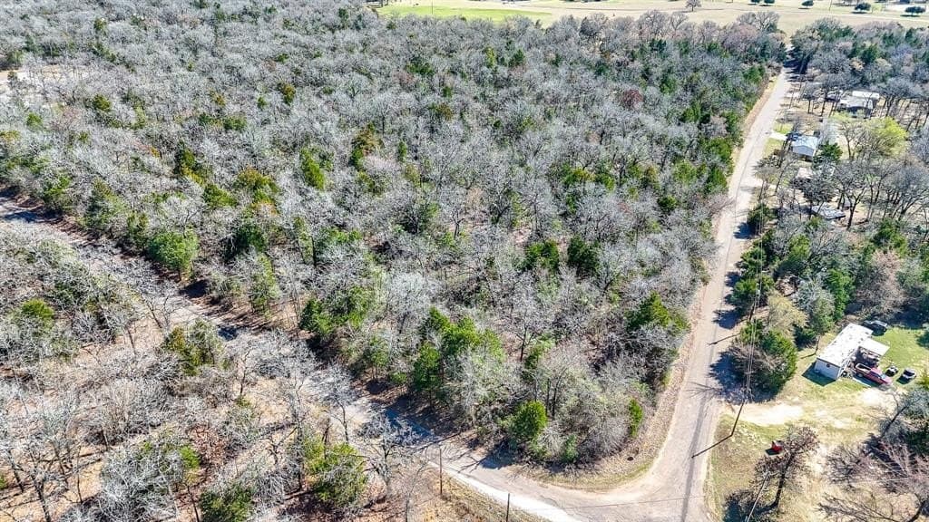 1 acres in Freestone County - photo 8