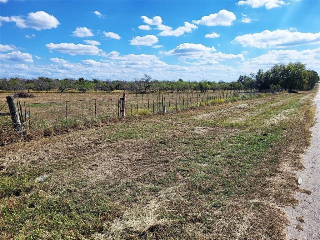 1.8 acres in Limestone County - photo 7