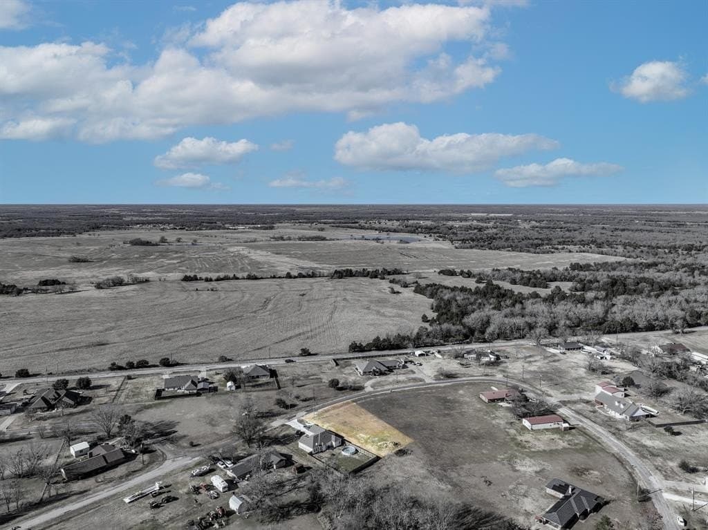 0.32 acres in Van Zandt County - photo 15