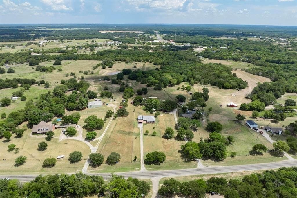 3806 Grasshoppa Lane