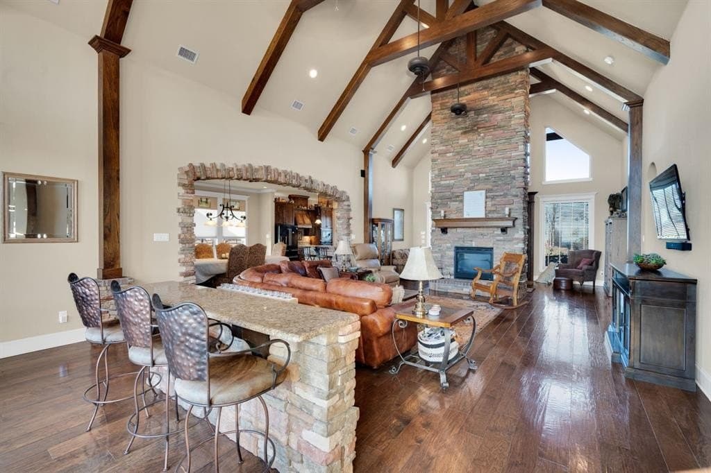 12.83 acres in Ellis County - photo 4