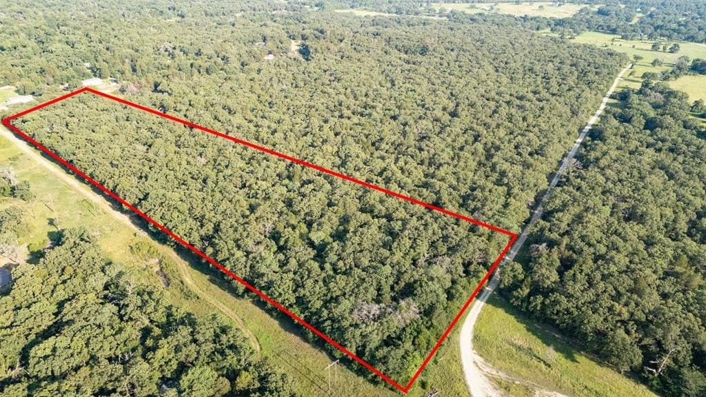 10.37 acres in Henderson County - photo 9
