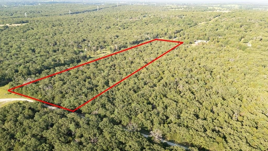 10.37 acres in Henderson County - photo 11