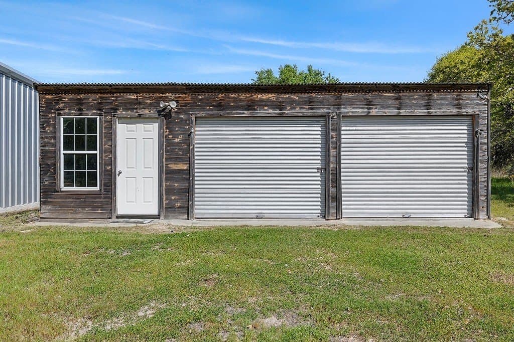 29.87 acres in Lavaca County - photo 22