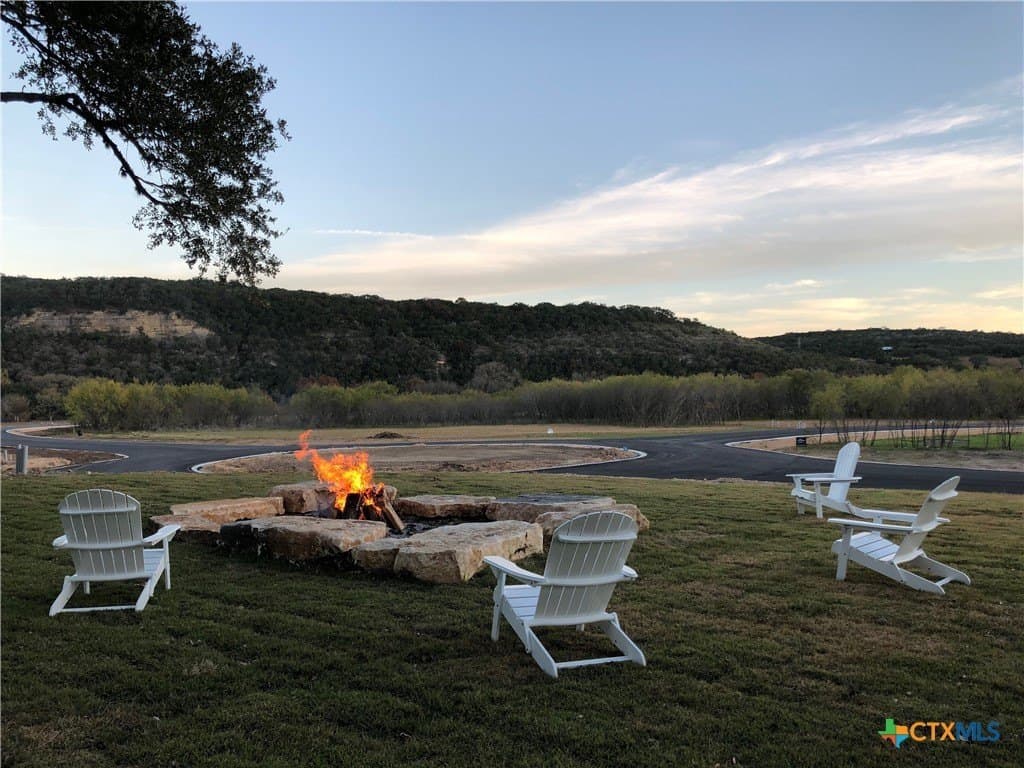 1.17 acres in Comal County - photo 15