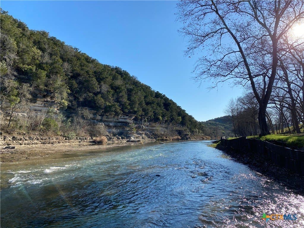 1.17 acres in Comal County - photo 14