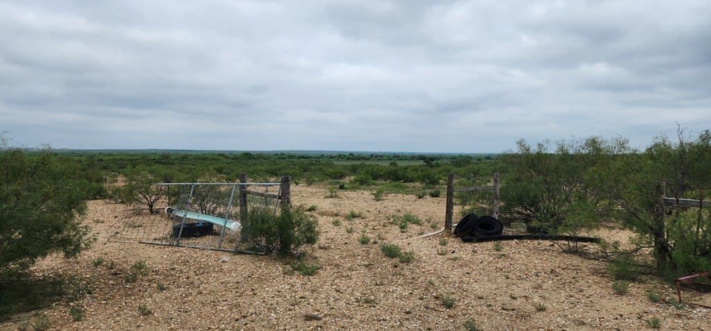23.92 acres in Maverick County - photo 11
