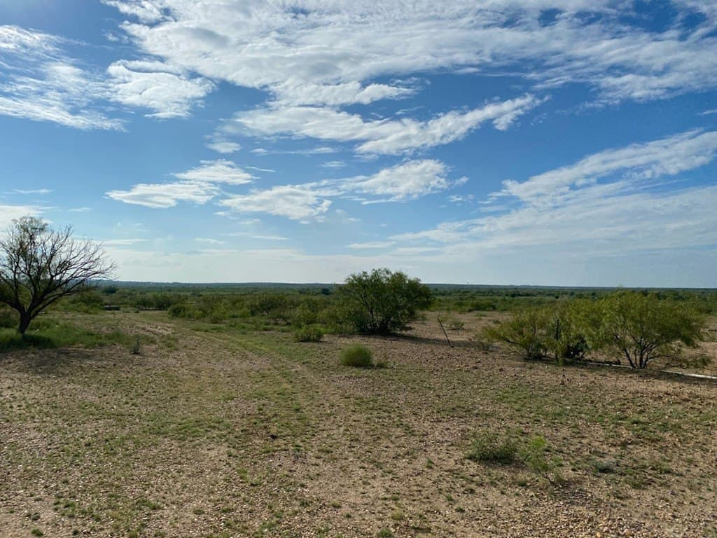 23.92 acres in Maverick County - photo 4