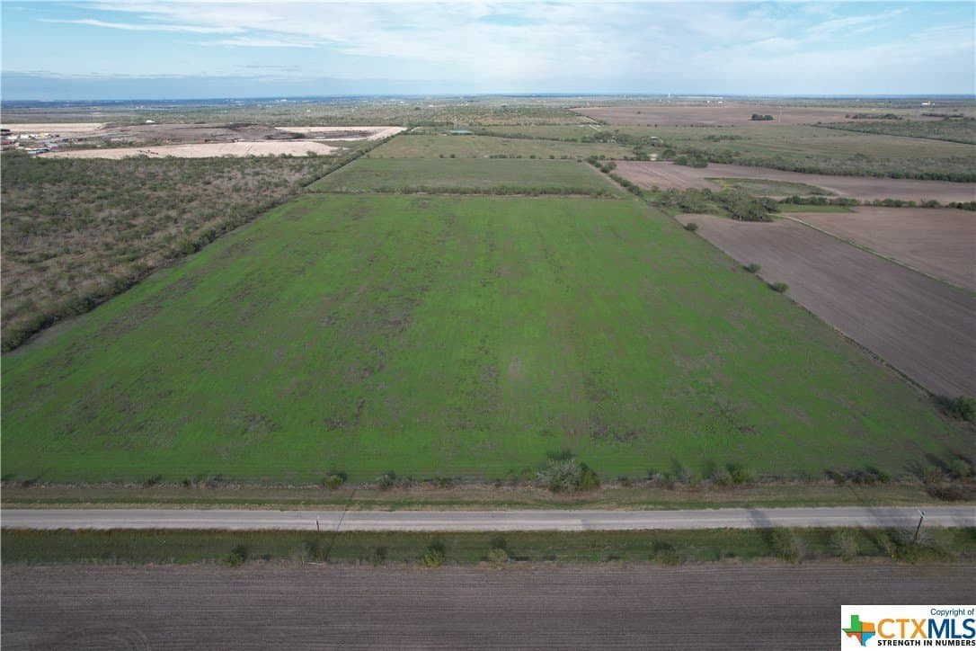 48 acres in Karnes County - photo 3