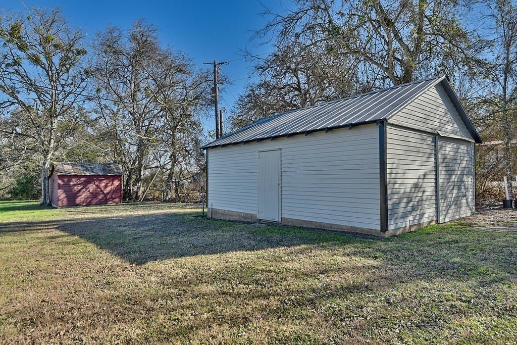 1.9 acres in Fayette County - photo 20