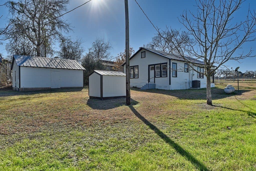 1.9 acres in Fayette County - photo 17