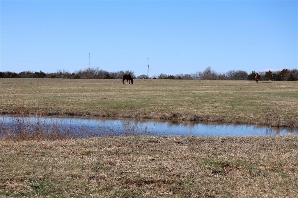 11.1 acres in Cooke County - photo 12