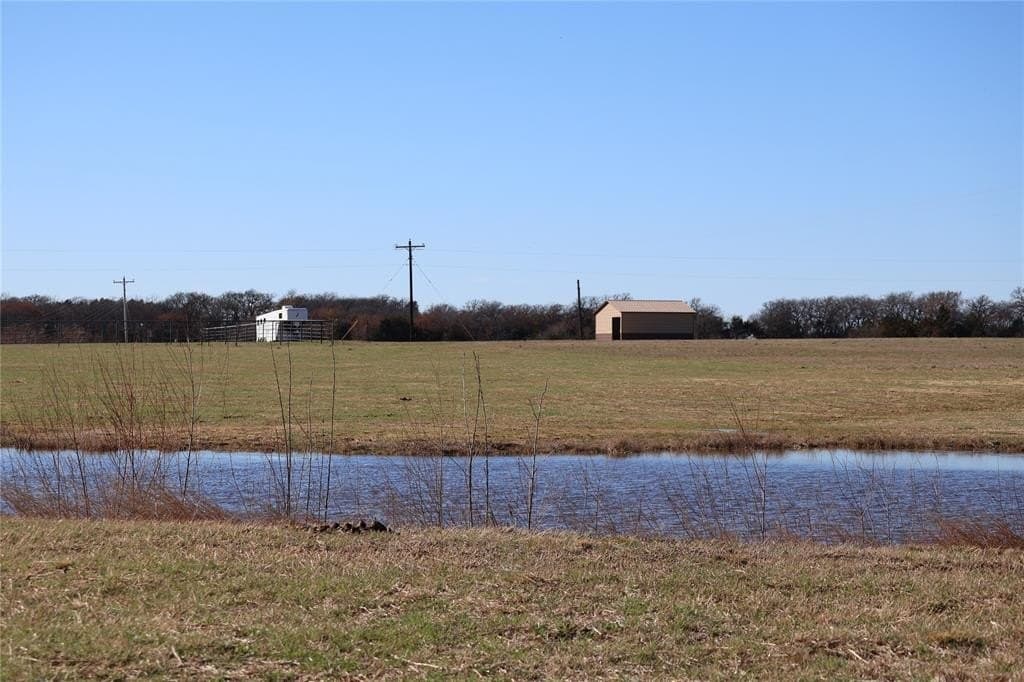 11.1 acres in Cooke County - photo 11