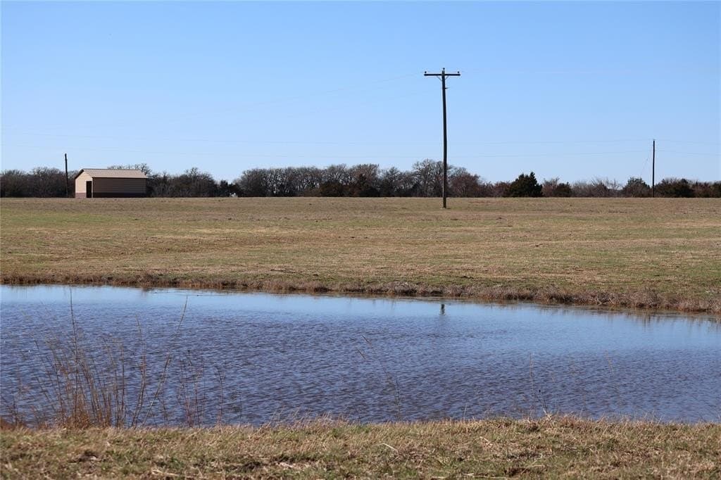 11.1 acres in Cooke County - photo 13