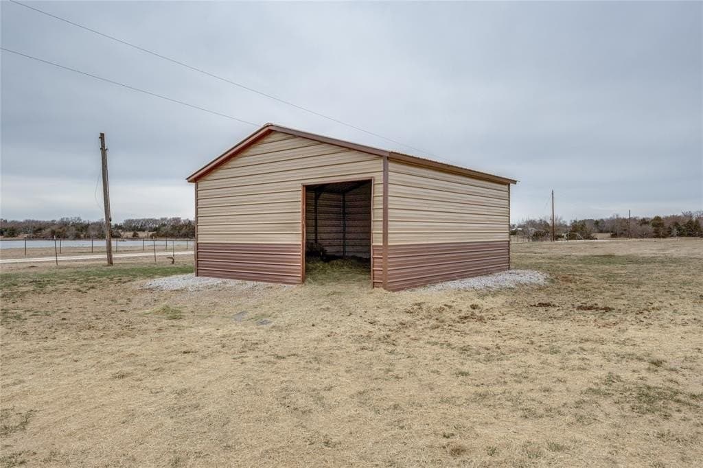 11.1 acres in Cooke County - photo 15