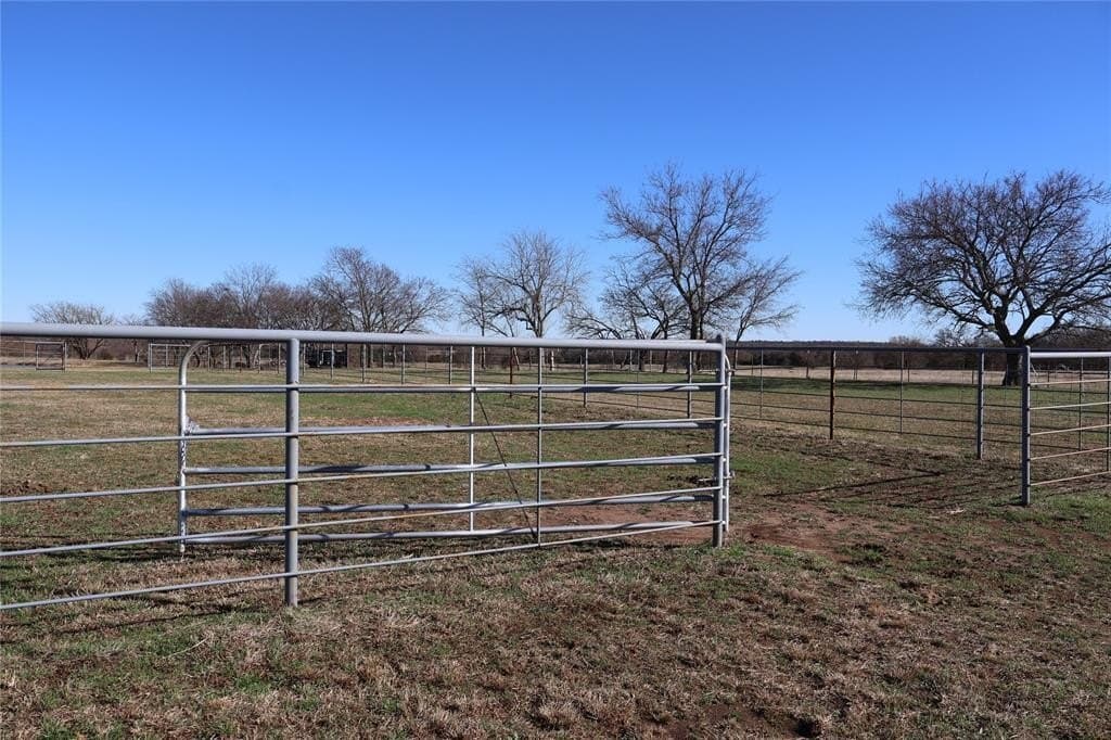 11.1 acres in Cooke County - photo 14