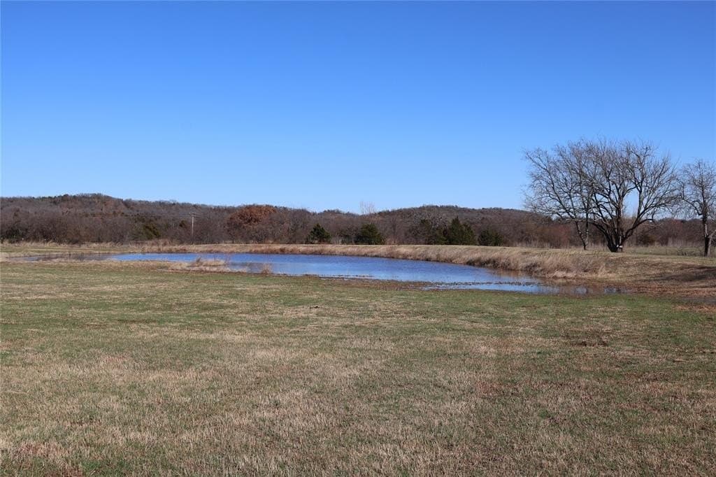 11.1 acres in Cooke County - photo 8