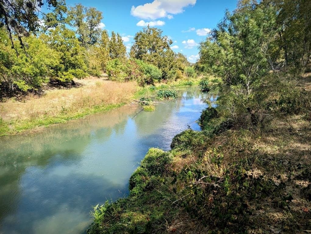 105.4 acres in Caldwell County - photo 10