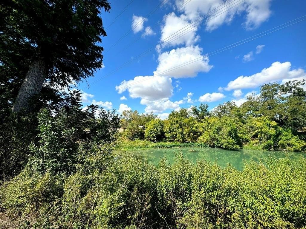 105.4 acres in Caldwell County - photo 3