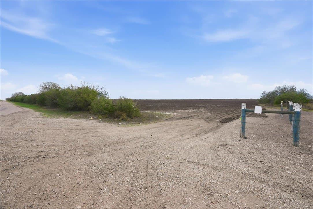 236.33 acres in Jim Wells County - photo 20