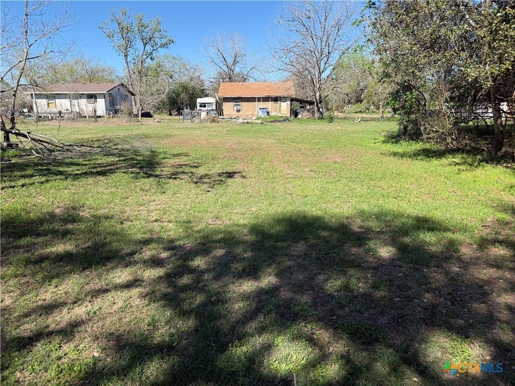 0.12 acres in DeWitt County - photo 2