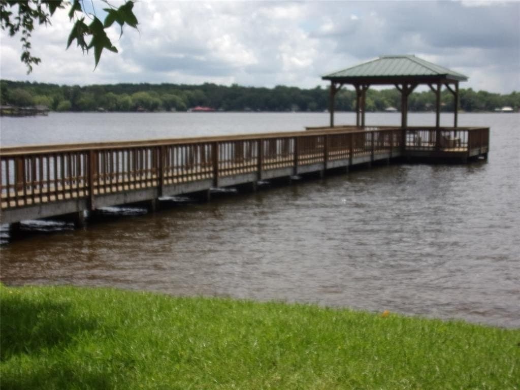 0.21 acres in Van Zandt County - photo 15