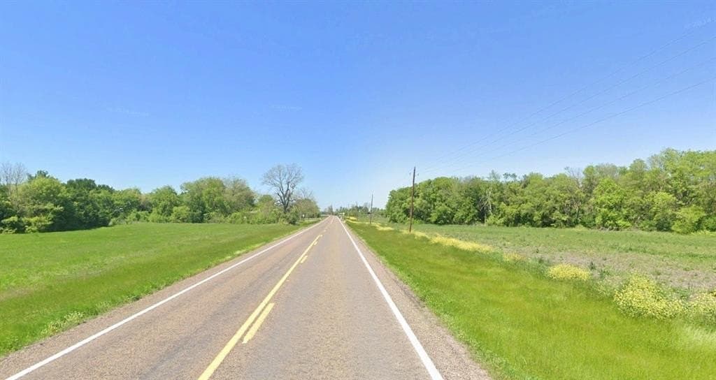 0.29 acres in Navarro County - photo 8